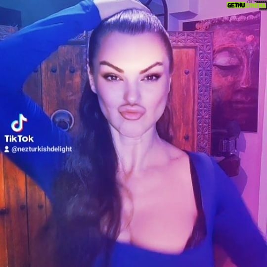 Nez - 3.9K Likes - Dans et sağlıklı kal
Dans diyip geçmeyin
Günde bir saat misss benim için en güzel spor ♥️❤️🧿💯💋💥💣
#nez #dance #sports
