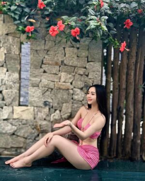 Nguyễn Quỳnh Instagram - 🌸🌸🌸
