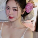 Nguyễn Quỳnh Instagram - Anh càng cưng chiều - thì e càng ưng nhiều🌸🌸🌸🦋❤️🦋