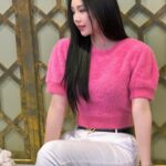 Nguyễn Quỳnh Instagram – Trúc xinh trúc mọc đầu đình….em xinh em đứng một mình kệ em!🤭🦋🦋🦋