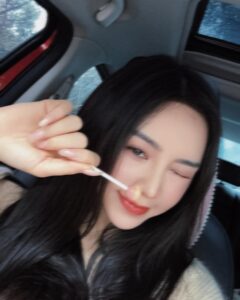 Nguyễn Quỳnh Instagram - 🦋