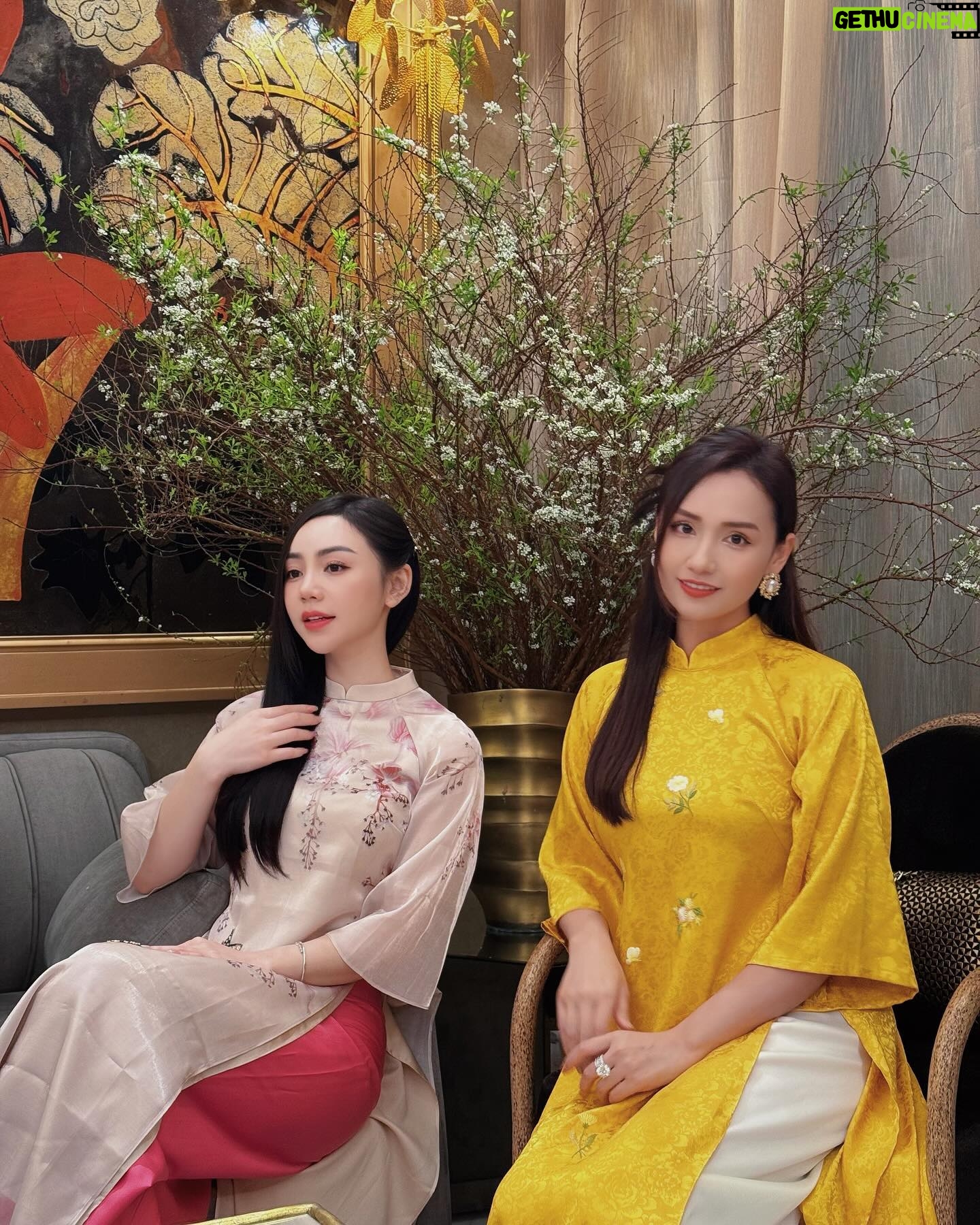 Nguyễn Quỳnh Instagram - Đại tỷ của e, em yêu tỷ nhiều lắm❤️❤️❤️yêu thật nhiều❤️