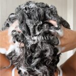Nia Pettitt Instagram - #AD - My wash routine changed once I started double cleansing every week. My hair absorbed my styling products even more and my curls have more definition. I always recommend starting off with a clarifying shampoo first then a hydrating one so balance out your strands. For this wash routine, I used the @sheamoistureuk Black Castor Oil Shampoo with the Coconut & Hibiscus range. They make my wash routine feel easy and effortless as the products give enough slip to glide through and create long lasting definition. #sheamoisture #curlscoilsandconvos 🥥✨💕