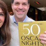Nia Vardalos Instagram - SundayFunday at the book signing of @davekarger! Congratulations Dave, this book makes an excellent gift! 🏆 With @scott_feinberg @mb_costume @heatherandlearka 📖 📕 📚!! Thank you Stacey, Gary, Terry, Chip, Jess!