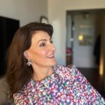 Nia Vardalos Instagram - Directors panel today with these geniuses: Mina Shum, Kari Skogland, Tracey Deer & Johanna Schneller 💡 🇨🇦 with a thank you to @hollywoodreporter #accesscanada @parkhyattto ! Thank you Daniel Abrams and Perry Zimel @oazinc !! Dress is vintage @suno styled by @highheelprncess & shoes: @michaelkors glam is @alicia.nikole and jewelry courtesy of @ireneneuwirth