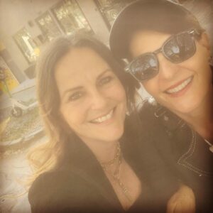Nia Vardalos Instagram - Cousin Nikki & Toula had lunch in LA today #familyforever
