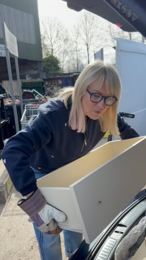 Nicki Chapman Instagram - Mauritius  Dubai  Spain Seychelles Val-d’Isère … ☀️🕶️👙🎿
Just some of the escapes people have gone to over this bank holiday weekend. 

Me, I’ve gone to one of my favourite places, the local tip 👏👏 Big shout out to anyone working this weekend, spesh the lovely fellas who run my local recycling centre. Thank you for being open 🙏 🙏 Always cheery, always helpful 

#recycling #diy #houseimprovements