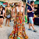 Nicky Whelan Instagram - A few pics from my summer so far ! London, Ibiza and a touch of Paris. My heart is smiling with all the new friends I made and adventures I went on. 🥰Time to go home and be with yoda. ❤️ I have lots more travelling this year… quick pit stop in LA 🤓#grateful #LOVE #Travel 👙✈️🏩