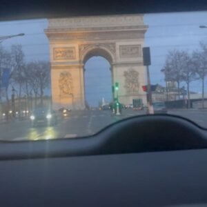 Nicky Whelan Instagram - A few pics from my summer so far ! London, Ibiza and a touch of Paris. My heart is smiling with all the new friends I made and adventures I went on. 🥰Time to go home and be with yoda. ❤️ I have lots more travelling this year… quick pit stop in LA 🤓#grateful #LOVE #Travel 👙✈️🏩