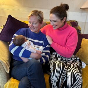 Nicola Thorp Instagram - Meeting her godmother @officialsuecleaver for the first time ❤️