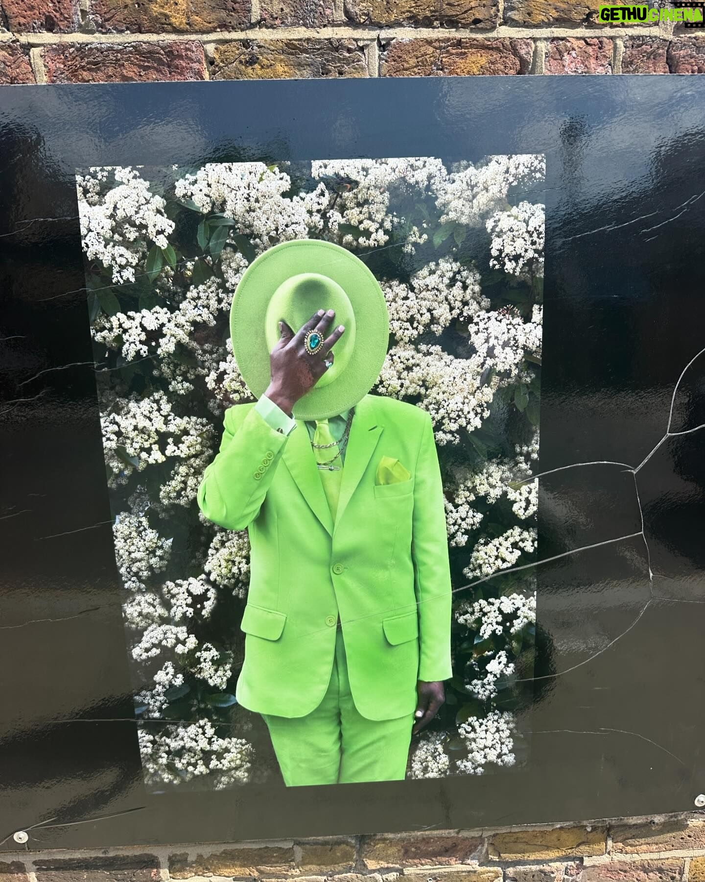 Nicola Thorp - 3 Likes - Summer
Baby’s first book launch #BothNotHalf
Two fossils at the NHM for Rainbow Honours 🌈
My style icon
Chef/prison Mike @tastefilm
Adventures of an emoji baby