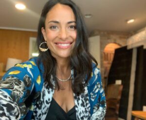 Nicola Correia Damude Instagram - ❤️Thank you all for the Love and Support of my Post yesterday.❤️In a strange way it was one of the most vulnerable and scary ones to share. On the World Wide Web there’s always the potential for shame and ridicule when you put yourself and your truths out there and reading all of your Beautiful and Supportive comments, and knowing that sharing with you makes a difference, makes it all worth it. I am so Lucky and so Proud to have such Wonderful, Open and Inclusive Friends, Family and Fans. Love You all!❤️ #measureyourpowernotyourdresssize 🎉🌞❤️ #mentalhealth #womensmentalhealth #womenshealth #bodypositivity #bodypositive #bodypositivemovement #womenempoweringwomen #fitness #fitnessmotivation #womenwholift #womensupportingwomen #womensstrength #powerfulwomen #mentalhealth #womensmentalhealth @i_weigh @jameelajamil @cbcq @shadowhunterstv #shadowhunters @theboystv #theboystv  @cbctoronto @nbc @appletvplus @cravecanada @primevideo @actradiversityto @actratoronto @actranational #actra #actradiversity