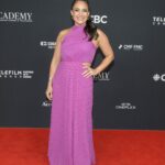 Nicola Correia Damude Instagram - Oh What A Night!🍾🎬🥂 @TheCdnAcademy #CdnScreenAwards @actranational @actratoronto @actradiversityto #pillowtalk @cravecanada #cravetv @prodkotv #glam #workingmom #womeninfilm #womeninfilmandtv #redcarpet (Hair and Makeup by @jenfishermakeup )