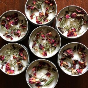 Nicole Gale Anderson Instagram - Experimented with candle making for the first time today- so much fun! Don’t know why I’ve never tried it before. 🤔 I’m pretty happy with how they turned out (they smell like Christmas!) and think I’ve discovered a new crafting medium to be obsessed with. 🙈 #aromatherapy #essentialoilcandles #getcrafty #isitwinteryet