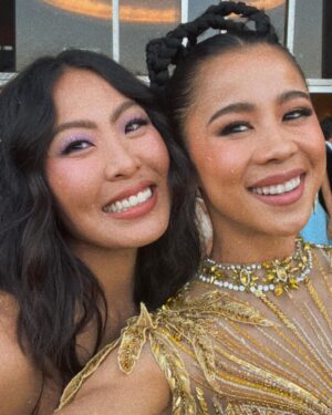 Nicole Kang Instagram - WE’RE GOLD ✨

thank you @goldhouseco for this night 

A true house with hosts who knit our family together:  @bingchen @jeremyntran @prabalgurung @padmalakshmi @genesis_usa 
thank you for feeding us mind body and soul 

As Bing said this event is so much more than a celebration of AANHPI talent. Every year a challenge emerges (as in every good Asian household) 
What else is possible? Who do we speak up for? And how will we show up for ourselves and one another this time around? 

Every year our global community gets closer and the global majority awakens to itself.  I feel so connected to our power at large on nights like these. The stories we’ve been told about ourselves in the past can stay there. Lucy Liu’s triumph through fire and pain was such proof of that. 

It has been the time to forge intersectional ties and tell stories together. I live and love by that. 
(Thank you Cynthia Erivo, John Chu, Michelle Yeoh for proof)

We are infinite.

Thank you for including me. Life is crazy y’all. 
It’s been hopeful and it’s been painful and I’m trying to show up the best I know how. So in the meantime,

Friends, let’s make something dope. 🫰🏽

My beautiful team:
styled by @anatanaka 
wearing @dolongofficial 
heels @alevimilano 
diamonds @gabrielandco & @sarahojewelry 
and of course…
MUP @linamourey 
Hair @grahamnation