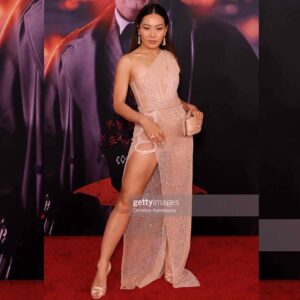 Nicole Kang Instagram - A Night Out in Gotham City 🦇🥀
I’m still sparkling ✨ 
@thebatman in theaters March 4th! You’re not ready🦇✨
SQUAD:
🕺🏻 @mososway 
📹 @allrightsaintreserved 
Style: @anatanaka 👑 
Dress: @aadnevikofficial 
Jewels: @chanelofficial 
Holding @louboutinworld 
Walking in @manoloblahnik 
MUP: @kimiduncan 🥀
Hair: @kyo_sud