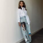 Nicole Beharie Instagram - resistance and art #sagaftra Elaine Brown Zora Neal Hurston Maya Angelou Nikki Giovanni Fannie Lou Hammer Mamie Till Shirley Chisholm Toni Morrison… @fosterlew 📷 @hairbywankaya 💇🏽‍♀️. @eshuclothing 👖
