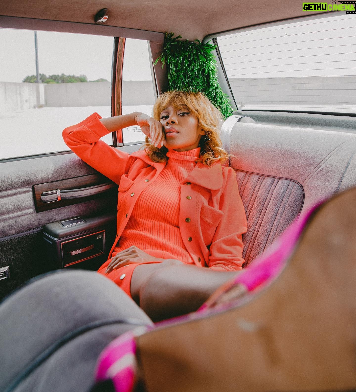 Nicole Beharie - 10.2K Likes - 💎in the back...Grumpy Magazine / @grumpymagazine
EDITOR-IN-CHIEF: Jasmine Perrier / @jazzieperrier
INTERVIEW: Parker Schug / @parker_s_s
PHOTOGRAPHY: Demetrius Washington / @demetriusw
STYLING: Chanelle Harris / @nellovintage
SET DESIGN: Te'ron Hobbs / @sentribe
MAKEUP: Rachael Renee / @rachaelreneemua
HAIR: Jordy Pope / @jordywonderland
PHOTOGRAPHY & SET ASSISTANT: Monique Claxton / @bettalucknexttime