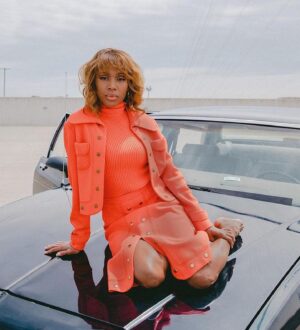 Nicole Beharie Instagram - 💎in the back...Grumpy Magazine / @grumpymagazine 
EDITOR-IN-CHIEF: Jasmine Perrier / @jazzieperrier
INTERVIEW: Parker Schug / @parker_s_s
PHOTOGRAPHY: Demetrius Washington / @demetriusw
STYLING: Chanelle Harris / @nellovintage
SET DESIGN: Te'ron Hobbs / @sentribe
MAKEUP: Rachael Renee / @rachaelreneemua
HAIR: Jordy Pope / @jordywonderland
PHOTOGRAPHY & SET ASSISTANT: Monique Claxton / @bettalucknexttime