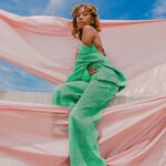 Nicole Beharie Instagram – Had a ball talking to @parker_s_s of @grumpymagazine thanks to @jazzieperrier  Gifted photographer @demetriusw
Amazing crew 💚💚💚💚STYLING: @nellovintage
SET DESIGN: @sentribe
MAKEUP: @rachaelreneemua
HAIR: @jordywonderland
PHOTOGRAPHY & SET ASSISTANT: @bettalucknexttime