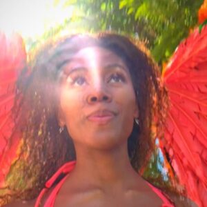 Nicole Beharie Instagram - Getting ready for carnival w my beautiful SISTER!!!! Something about jewels on the bodice had me feeling like a SUPER HERO…so I doubled it. AND I got WINGS?!!!! Couldn’t tell me nothing. 😂  @maswithpanache love the 👙
#ibeyi #mas #leaveyourcomfortzone #carnival 🇯🇲#culture. PS I hope you’re spending this holiday weekend exactly how YOU need to. Rest. Play. Love…be safe out there and be goooood to yourself. Pls. It’s been a rough few weeks