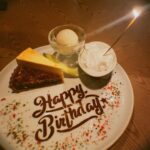 Nicole Ishida Instagram - 33歳になりました。 たくさんのメッセージ ありがとうございました！ これからもよろしくお願いします☺️ 美味しいお肉と大好きなクラブケーキたべた🤗 #Lv33
