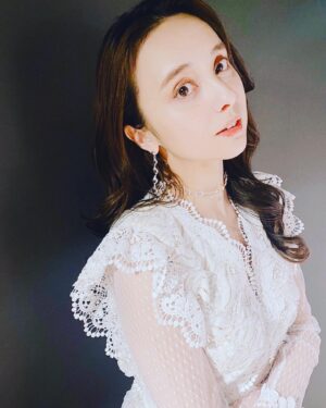 Nicole Ishida Instagram - カレンダー発売しまして
発売イベントしてきました。

久しぶりにみんなに会えて
すごい楽しかったし
この仕事しててよかったって
頑張ってきてよかったなって
感じました。

そう思わせてくれる皆様
本当にいつもありがとう。

素敵な時間でした^ ^

2023年カレンダー
Which is..

みなさんの手元に届いて
一年間一緒にいれますように^ ^

#cheki_instax