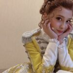 Nicole Ishida Instagram - 先日無事 薔薇とサムライ2 大千穐楽を迎えることができました。 参加するとなったとき 不安もたくさんありましたが みなさんのおかげですごく 楽しくてあっという間の時間でした。 この状況下で最後まで1人欠けることなく完走できたことを幸せに思います。 そして大先輩の皆様からもらったものを大切に これからも頑張っていきます☺️ 観にきていただいた方 素敵な航海ができたでしょうか？🌊👑 ロザリオとして舞台に立ててとても幸せでした☺️ ありがとうございました🌹 #薔薇とサムライ2海賊女王の帰還 １３日にディレイライブビューイングもあるようなのでまたみんなに会いに行ってみてくださいな🥐