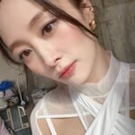 Nicole Jung Instagram - 成功裏に撮ったセルカ2枚？笑 #Gravity