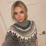 Nicole Maines Instagram - My New Year’s resolution is to learn how to set up my Kindle