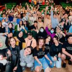Nicole Rossi Instagram – Terimakasih banyak kepada 520.025 penonton yang sudah menjadi sahabat ka Zora 🖤.

Bagi yang belum nonton film Indigo, yuk langsung ajak teman, keluarga untuk nonton film Indigo di bioskop kesayangan kamu dan jadi sahabat ka Zora 🖤

Slide ke 2 dst : Keseruan kita kemarin di  Cibinong City Mall (CCM) , terimakasih banyak sahabat Ka Zora  semuanya 🖤