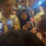 Nicole Rossi Instagram – Mega Bekasi XXI see you soon di show ke 3 dan show ke 4 🖤

Slide 2 :
Keseruan para cast indigo cinema visit ke PGC (Pusat Grosir Cililitan ) , terimakasih banyak sahabat Indigo semuanya 🖤

Bagi yang belum nonton INDIGO dan belum menjadi sahabat Indigo , yuk jangan lupa ajak teman, sahabat, gebetan dan keluarga kamu juga utk nonton film Indigo dan jadi sahabat Indigo 🫶🏻

#Indigo #filmindigo