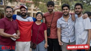 Nidhi Bisht Instagram - Family photo❤️ no words only love and gratitude 🙏🏻😊🧿 in case you haven’t seen - Maamla Legal Hai is now streaming on Netflix @netflix_in 

#maamlalegalhaionnetflix #maamlalegalhai #MLH #poshampapictures #sujata #didi #nidhibisht