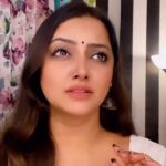 Nidhi Uttam Instagram – Every goodbye carries its own story, a tale of emotions woven into moments. Farewells may be bittersweet, but each one leaves a mark on our hearts. A hope to see the person again! A beautiful memory of longingness✨  and for few ~ the last goodbye 🥲 🫶🏼 
This song and the magical voice of @kailashkher ji never fades! The variety of emotions it brings out is unbelievable ♥️
 
#emotionalgoodbyes #farewellfeelings  #heartfeltmoments 
 Do you cry while saying a Goodbye?🫠