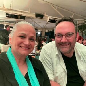 Nihal Menzil Instagram - Günaydın 💚
Yeni bir haftaya yeni umutlara merhaba 🍀💚🍀
Kalbi güzel insanlara selam olsun 💚
Camdaki kız dizimizin veda yemeğinde bazı karelerle selamlamak istedim sizleri.
Mucizelerle dolu bir hafta diliyorum hepimize 🍀💚🍀
@drgbudayicioglu
@nursurerofficial
@ogm.pictures
@camdakikiz 
@muge_ulusoy_medya_
@fulyafilazi
@mervepoo
@hamza_yazici
@enginsenkan
@handeataizi
@__manoche__
@korkmazzbeyzaa

#Türkiye #istanbul #beşiktaş 
#nihalmenzil #camdakikiz #tbt
#doğa #asmalıkonak #keşfet 
#kedi #iyiakşamlar #izmir 
#iyigünler #güzel #günaydın 
#atatürk #ankara #moda 
#sanat #sevgi #mavi 
#like #kapadokya #aşk 
#instagram #müzik #can 
#turkey #mevlana #mutluluk