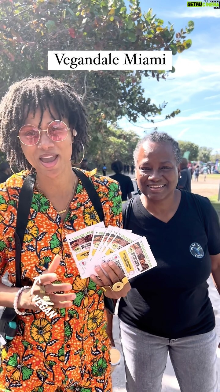 Nika King Instagram - As an entrepreneur, weโre always looking for a way to cut cost. If you received a flyer, weโll see you this week. Buy a bowl, get the 2nd one 25% Off (bring flyer) ๐๐๐ฑ . #hustler #bluetreecafe #vegan #vegansoulfood #plantbased #govegan #healthyfood #veganlife #natural #health #blackowned