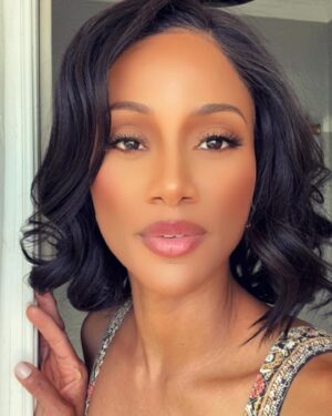 Nika King Instagram - Keep ya hand on the plow 
👗@cleobella
✂️@hon3y.hair
💄@angellovebeauty