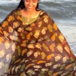 Nikhila Sankar Instagram - Beach&Sunset - Best pair🤍