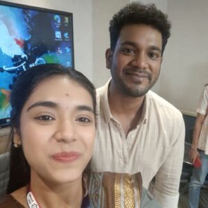 Nikhila Sankar Instagram - The journey of #lover 
It was a wonderful experience shooting this film. I'm really grateful to @millionoffl & @mrpentertainments for making me a part of #Lover 💜
I have been saving these pictures very carefully and to look back at these pictures as beautiful memories! Each picture has a story! 💯
It never felt like we were shooting a film. The vibe, the friendship that we all shared was a amazing and heartfelt💜. The locations we travelled to that was beautifully captured by our DOP @shreyaas_krishna anna 💥 Each and every location we travelled to was chosen so nicely! The mountain, the beach, gokarna, Chikmagalur!! It was a nice work trip to all these places
Pic2: The very first selfie taken by Ramya with Madhan which she wanted to show her cousins to make them jealous!😛
Pic5 : I really have to talk about the costumes which made each and every frame look colourful and real! Hats off to @navaa_rajkumar , the best costume designer and a very very sweet human being! My best friend! 
And @su_han_10, do you ever stop running! The most sincere AD I have ever encountered and his "Immediate" 😂! 
Pic 6: @rameshthilak anna Most sweetest person who never fails to entertain people around him with his jokes! And an amazing actor! 
Pic8 : All our happy faces after the final day of shoot, but still sad on the inside that we won't be able to hangout this frequently! Hope to see you all soon again guys! @manikabali87 @kanna__ravi @hachu.k @srigouripriya @rinibot 
What a performance guys! Every time I watch the movie it looks new and relatable, each and every scene! 
No words to explain @manikabali87 performance.. you dedication and knowledge 💯💥🔥
And @srigouripriya The way you learnt the language and now you speak better than all of us😅🥰😘
Pic9 : One picture with the director is a must! I finally got this picture on the last day of shooting! Amazing writing of @prabhuramvyas , the relatable characters!! Wow! 
Pic10: It doesn't need an explanation! @rinibot The happiness after watching the movie in the theaters with all of you guys!! Made my day! Thanks a lot for all the support! Love you💜