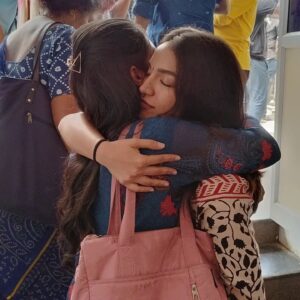 Nikhila Sankar Instagram - The journey of #lover 
It was a wonderful experience shooting this film. I'm really grateful to @millionoffl & @mrpentertainments for making me a part of #Lover 💜
I have been saving these pictures very carefully and to look back at these pictures as beautiful memories! Each picture has a story! 💯
It never felt like we were shooting a film. The vibe, the friendship that we all shared was a amazing and heartfelt💜. The locations we travelled to that was beautifully captured by our DOP @shreyaas_krishna anna 💥 Each and every location we travelled to was chosen so nicely! The mountain, the beach, gokarna, Chikmagalur!! It was a nice work trip to all these places
Pic2: The very first selfie taken by Ramya with Madhan which she wanted to show her cousins to make them jealous!😛
Pic5 : I really have to talk about the costumes which made each and every frame look colourful and real! Hats off to @navaa_rajkumar , the best costume designer and a very very sweet human being! My best friend! 
And @su_han_10, do you ever stop running! The most sincere AD I have ever encountered and his "Immediate" 😂! 
Pic 6: @rameshthilak anna Most sweetest person who never fails to entertain people around him with his jokes! And an amazing actor! 
Pic8 : All our happy faces after the final day of shoot, but still sad on the inside that we won't be able to hangout this frequently! Hope to see you all soon again guys! @manikabali87 @kanna__ravi @hachu.k @srigouripriya @rinibot 
What a performance guys! Every time I watch the movie it looks new and relatable, each and every scene! 
No words to explain @manikabali87 performance.. you dedication and knowledge 💯💥🔥
And @srigouripriya The way you learnt the language and now you speak better than all of us😅🥰😘
Pic9 : One picture with the director is a must! I finally got this picture on the last day of shooting! Amazing writing of @prabhuramvyas , the relatable characters!! Wow! 
Pic10: It doesn't need an explanation! @rinibot The happiness after watching the movie in the theaters with all of you guys!! Made my day! Thanks a lot for all the support! Love you💜