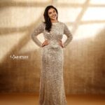 Nikhila Sankar Instagram - In love with this look! 🤍 PC: @jaihindh_photography MUA: @shami_s_makeover Outfit: @ohsenorita_clothing