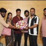 Nikhila Sankar Instagram - Lover's day spent well with #lover team! So happy to be a part of this! Thank you so much💜💜💜 @millionoffl @mrpentertainments @mageshraj @yuvraj_ganesan @manikabali87 @kanna__ravi @hachu.k @rinibot @srigouripriya @shreyaas_krishna @benunantha