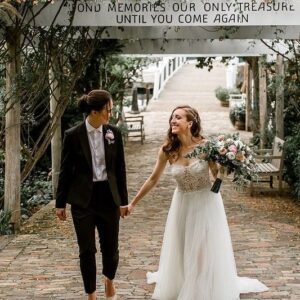 Niki Ang Instagram - 6 (six!!!!!) whole years of marriage, countless selfies all over the world, more and more love. Happy anniversary @kelsiejod and happy birthday Beyoncé 💕