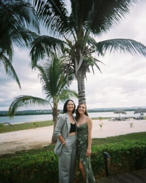 Niki Ang Instagram - Jamaica, March ‘24. Thicc sibs are locked ⚡️welcome @zachmullings.