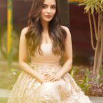 Nikkesha Rangwala Instagram – Hello again Bangkok 👋 

Hair @sunny_hairr 
Photo @kapil_parmar0751 
Makeup @kavitaparmar_makeup_hair 
Outfit @bebe 

#loveyourself #bangkok #pattaya #onaroll