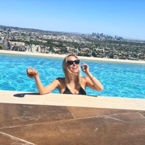 Nikki King Instagram - Find me here all summer ☀️
