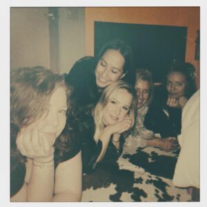 Nikki King Instagram - Framilyyy 💜