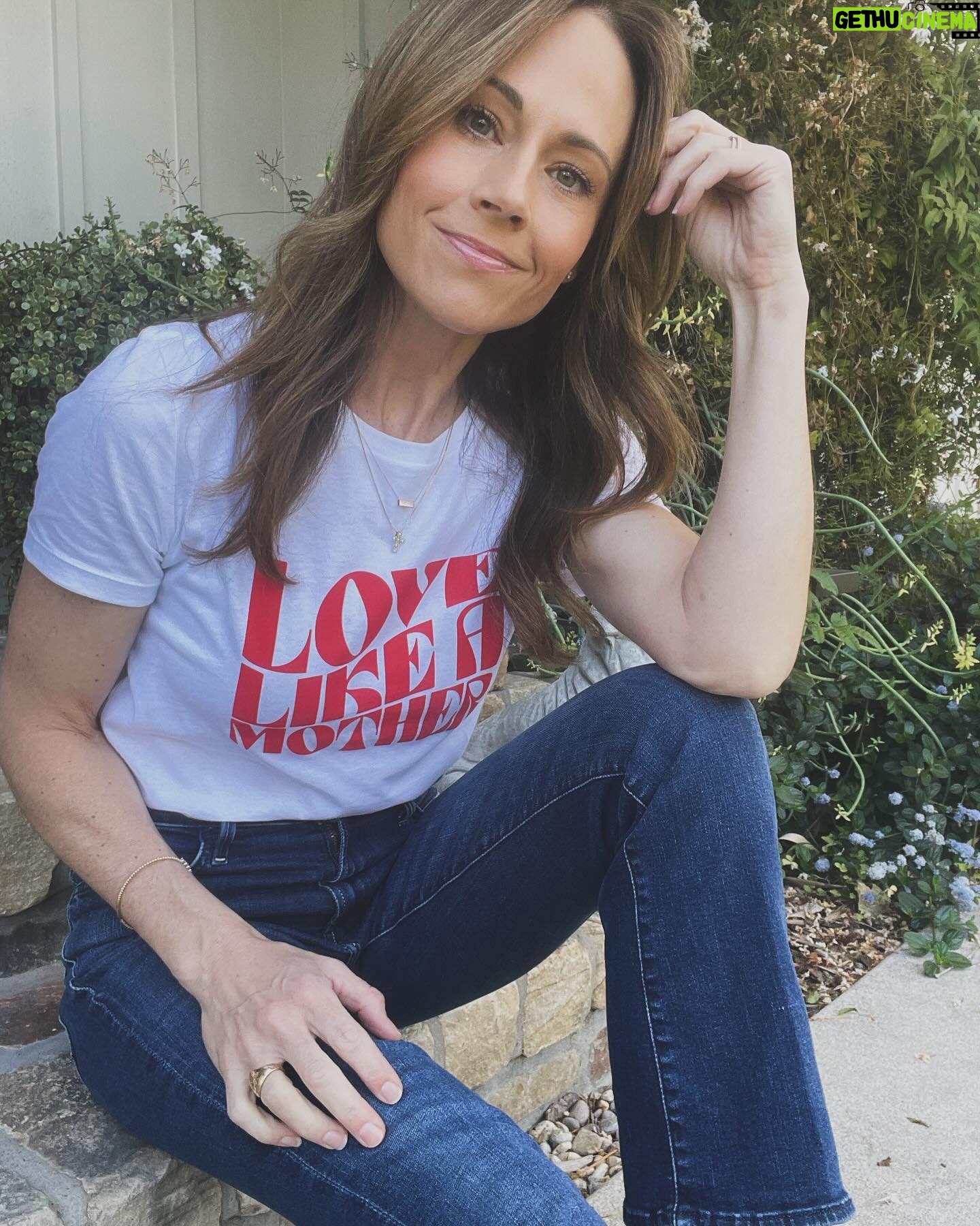 Nikki DeLoach Instagram - ❤️ Love Like a Mother ❤️ I am proud to support the @allianceofmoms community and their mission to build bright futures for young parents who have experienced foster care. My friend @_heartmom_, who co-founded @allianceofmoms, mothers like no other. She believes deeply in the power of community and its purpose, which is to lift up, support, carry and love each other through all that motherhood can bring. Proceeds from this tee will benefit the work of the Alliance of Moms and support the essential services, education and advocacy so that young parents in foster care and their children can heal and thrive. A really cute tee for a really great cause. Click on the LINK in my bio to get yours ❤️