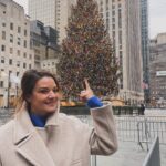 Nikki DeLoach Instagram - One of my favorite NYC moments. Taking our girl @kimberleysustad to see the Rockefeller Center Christmas Tree. We love you, Kim. 🎄