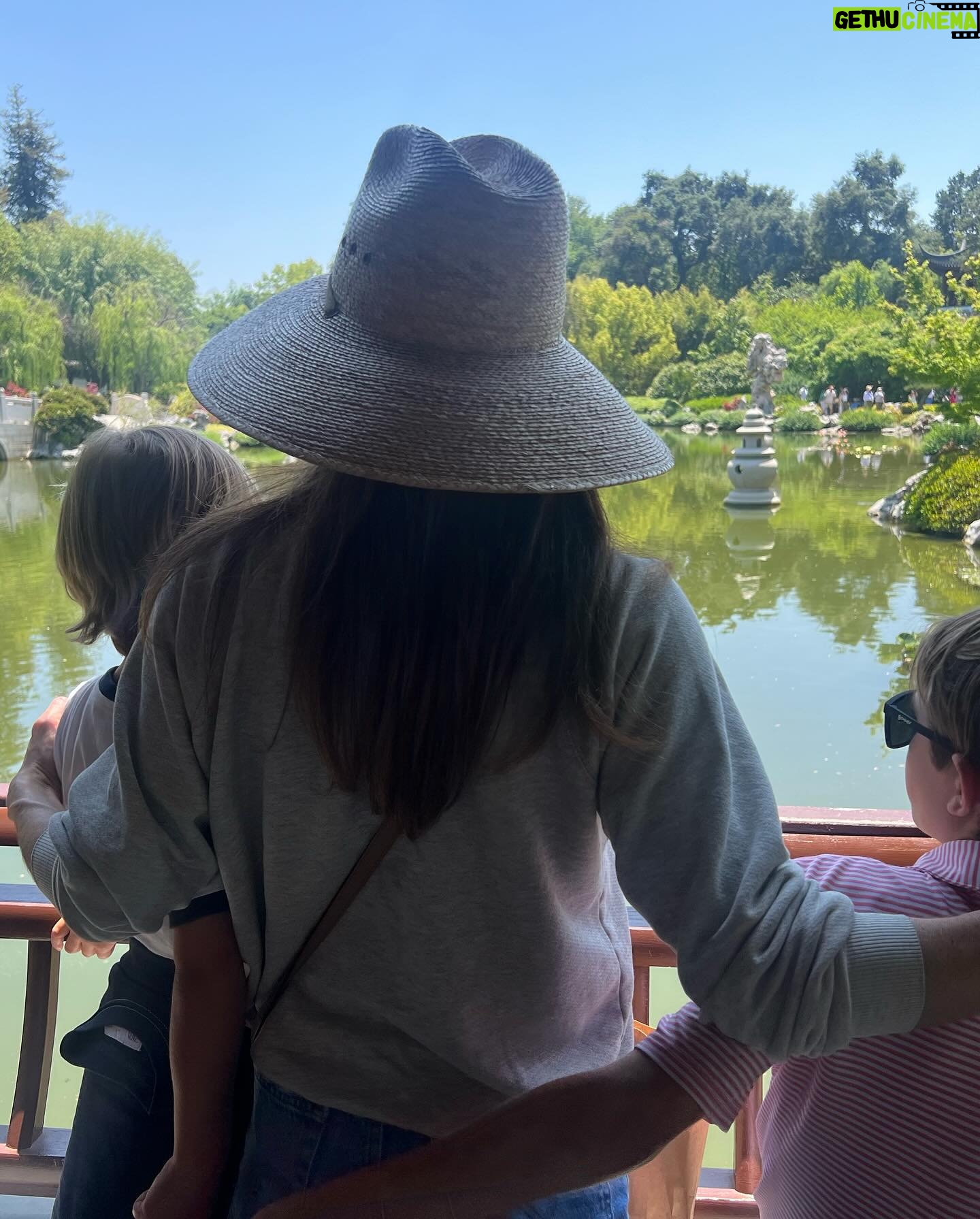 Nikki DeLoach Instagram - Hugs, kisses, iced coffee. Kicks made by a heart warrior named Hailey. A long walk through gorgeous gardens and a sweatshirt embroidered with a B H. There’s nothing little about the little things. ❤️